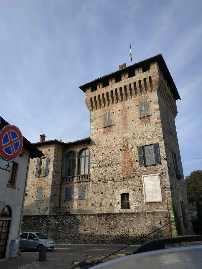 La Maison Blanche Somma Lombardo Сasa de vacaciones